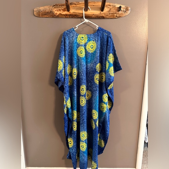 Blue and yellow mumu - One Size - maternity or pool cover up - Picture 2 of 4